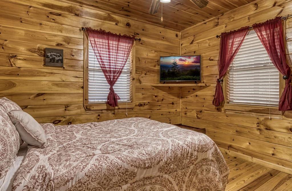 Wilderness Lodge, Hot Tub, Game Room, Pool Access, 1089 Free Tickets Each Paid Day, Dollywood And M Sevierville Eksteriør billede